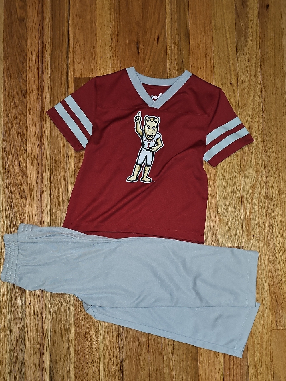 Oklahoma, OU Sooners Grey and Crimson 4T set